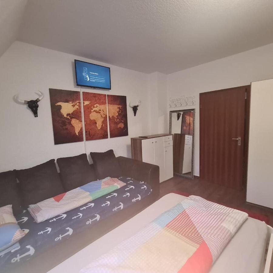 Modernes 5 , 6 Und 7 In * Bochum